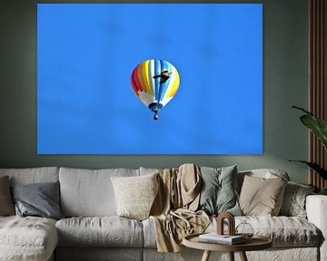 Hete luchtballon met duif van Norbert Sülzner