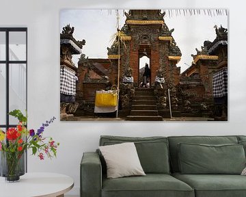 Entrance to a Balinese Hindu temple by Martijn Stoppels