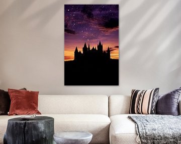 Sprookjesachtig kasteel bij nacht van Poster Art Shop