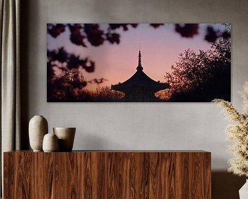 Pagode dans la lumière du soir sur Poster Art Shop