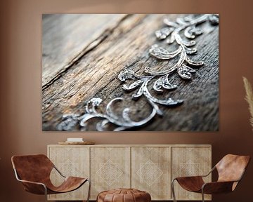 Schmuckstück auf Holz von Poster Art Shop
