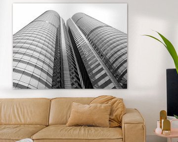  Wolkenkratzer in Hongkong, schwarz und weiß von Rietje Bulthuis