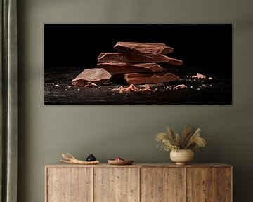 Bruine chocolade op een donkere achtergrond van Poster Art Shop