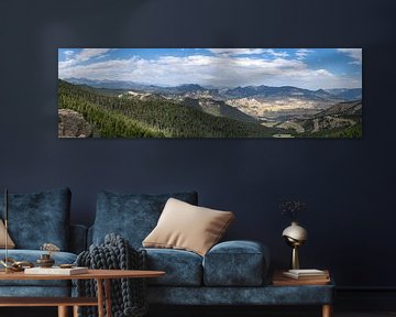 Beartooth Mountains panorama, Yellowstone National Park, USA van Jeroen van Deel