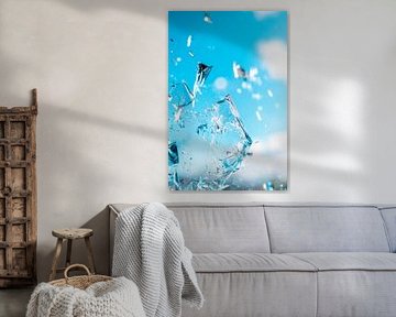 Glitzernde Wassertröpfchen im Licht von Poster Art Shop