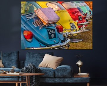 Rij kleurrijke Volkswagen Kevers
