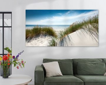Une élégance lumineuse , des dunes brillantes sur la plage de la mer du Nord sur Reiner Würz / RWFotoArt