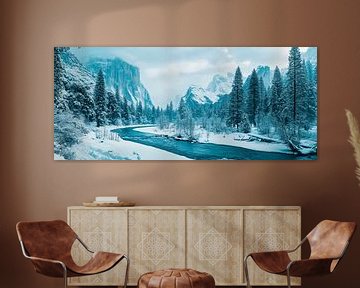 Winterlandschap met besneeuwde rivier van Poster Art Shop