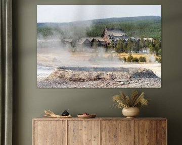 Old Faithful Inn, Yellowstone National Park, USA van Jeroen van Deel