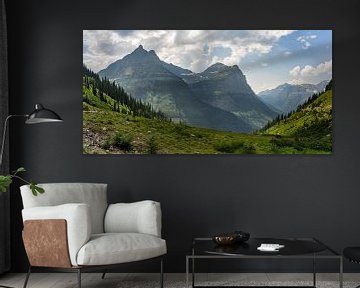 Glacier National Park, Going-to-the-sun road, Montana, USA by Jeroen van Deel