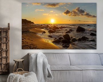 Felsen auf Rügen am Strand bei Sonnenuntergang am Kap Arkona von Animaflora PicsStock
