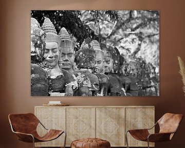 Figuren in der Tempelanlage von Angkor von Levent Weber