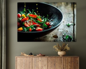 Frisse salade met kleurrijke groenten - natuurlijk van Poster Art Shop