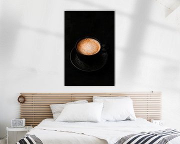 Tasse à café sur noir - Élégance moderne sur Poster Art Shop