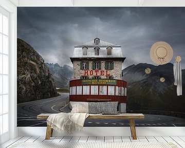 Leegstaand Zwitsers hotel in de bergen | reisfotografie