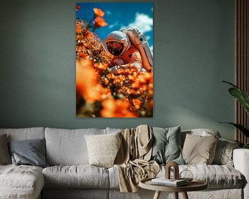 Astronaut in een bloeiend bloemenveld van Poster Art Shop