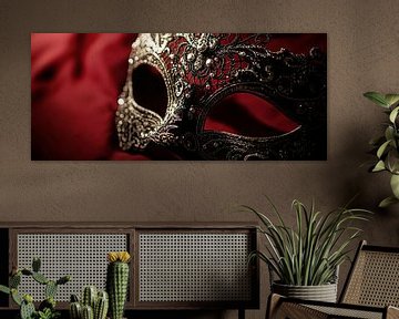 Elegant masker op rood fluweel - detailweergave van Poster Art Shop