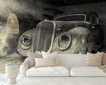 Old rusty Panhard