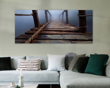Houten brug in de mist - mystiek en stil van Poster Art Shop