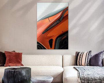 Aston Martin Vantage (Detail) van Dennis Wierenga