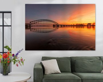 Zwolle IJssel-Brücke bei Sonnenaufgang