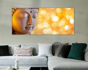 Boeddhistisch standbeeld met licht bokeh van Poster Art Shop
