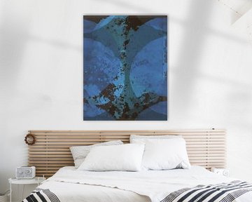 Moderne abstracte kunst. Vormen in blauw, groenblauw en bruin. van Dina Dankers