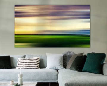 Groene velden en stormachtige luchten - Landschap abstract van Joseph S Giacalone Photography