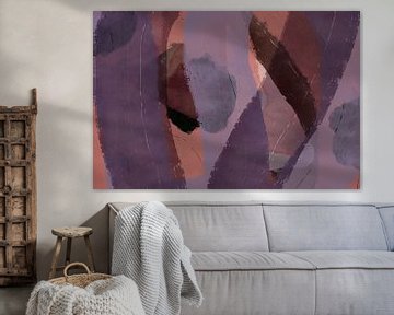 Modern abstract schilderij in roestbruin, lila, zacht terracotta. van Dina Dankers