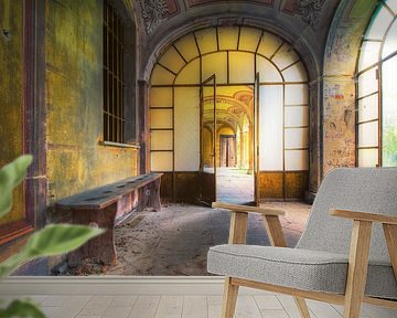 Abandoned villa by Truus Nijland