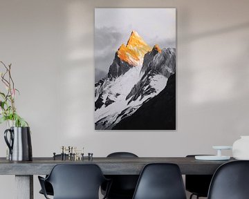 Bergtoppen in het zonlicht - Dramatisch van Poster Art Shop