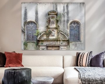 Zij-ingang portaal van de kathedraal van Bayeux in Frankrijk van Harrie Muis