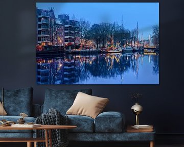 WinterWelvaart verlichte schepen Zuiderhaven Groningen van R Smallenbroek