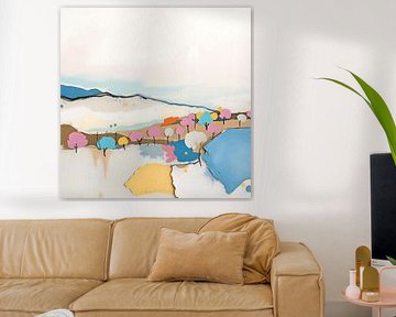 Een landschap van pastelkleuren heuvels en bomen.