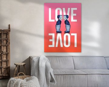LOVE - Delfter Blau küssendes Paar. Männer auf rosa Hintergrund von Mijke Konijn