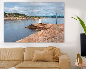 Beacon off the archipelago island of Kapelløya in Norway by Rico Ködder