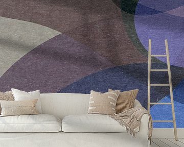 Abstrakte Formen in Taupe, Blau, Lila und Grün. von Dina Dankers