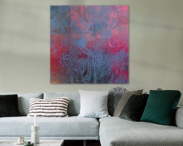 Blauw blad op rood en roze. Moderne botanische kunst. van Dina Dankers