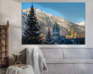 Vue de la ville de Hall in Tirol avec les montagnes de Karwendel en Autriche