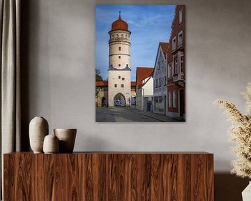 Das Löpsinger Tor in der historischen Altstadt von Nördlingen von ManfredFotos