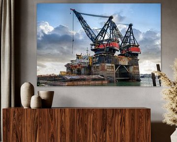 Heerema Thialf met nieuwe monopile gripper van Arthur Bruinen