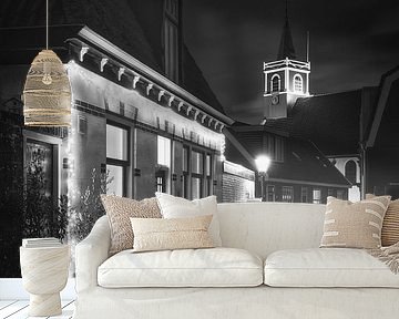 The Kerksteeg in Oudeschild on Texel in black and white.
