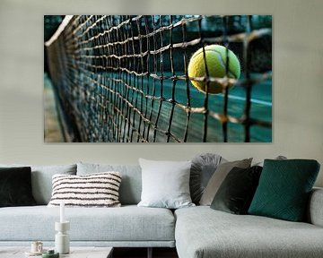 Tennisball im Netz: Dynamik und Präzision