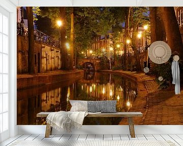 Nieuwegracht in Utrecht between Pausdambrug and Paulusbrug by Donker Utrecht