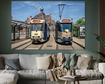 Brussel - Schaarbeek - trams voor station Schaarbeek van Maarten de Waard