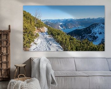 winters wandelpad naar de berg Herzogstand, Beierse Alpen van SusaZoom