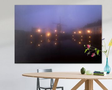 Mystischer Morgen im Hafen von Heusden von Zwoele Plaatjes
