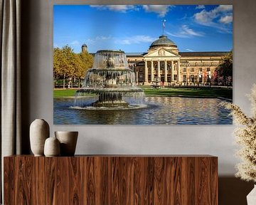 Fontein bij het Wiesbaden Kurhaus van Frank Heldt