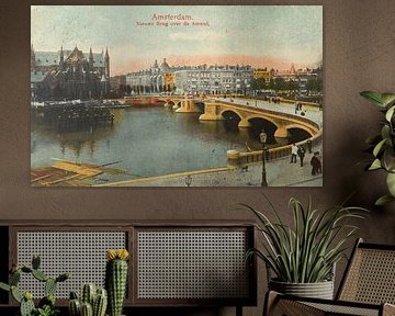 Le nouveau pont d'Amsterdam sur la rivière Amstel sur une carte postale