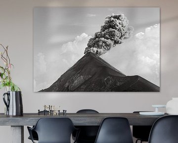 Volcan El Fuego en éruption sur Frank Aardema